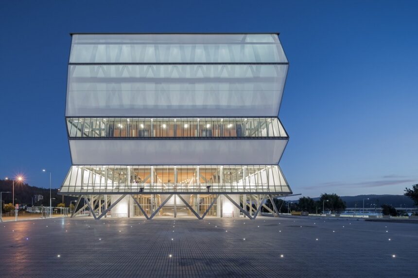 Otro chileno gana el “Nobel de Arquitectura”, el Premio Pritzker 2026: Smiljan Radić Clarke