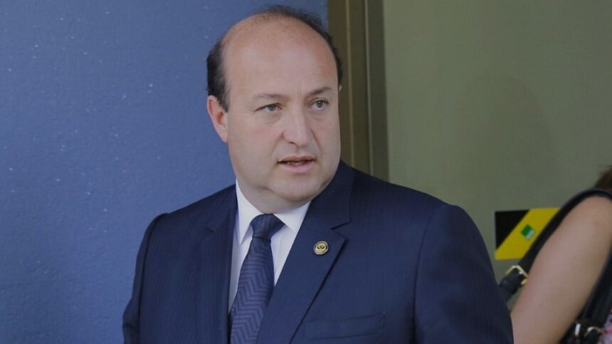 Las primeras armas de Guerra, el ex fiscal regional de Tarapacá, que zozobra ante los tribunales