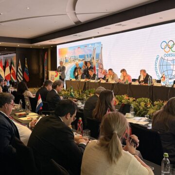 Juegos Suramericanos de Playa 2027 cumplen un hito: entregan informe en Panamá