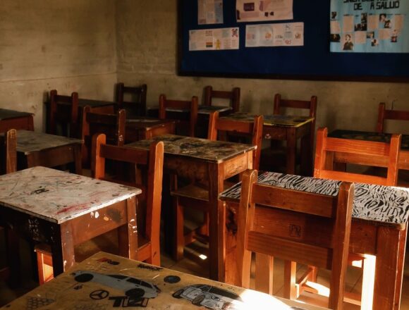 La extrema derecha contra los profesores