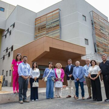 “Todo depende de ellos”: el centro oncológico está terminado, pero Salud Iquique debe habilitarlo ya