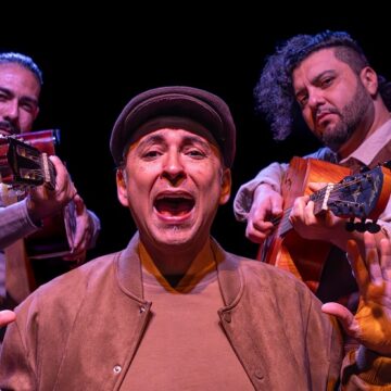 Espacio Akana y Theater Aber Andersrum estrenarán obra “El Universo en un grano de arena”